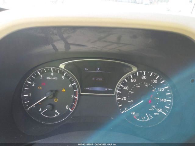 PATHFINDR 2016 Glove Box 4690187