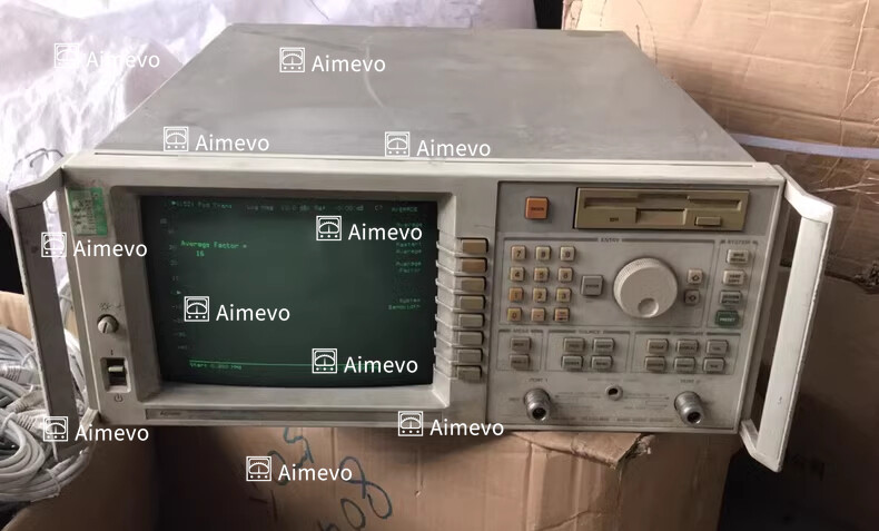 Agilent / HP / Keysight 8712ES RF Network Analyzer 300 kHz - 1.3Ghz