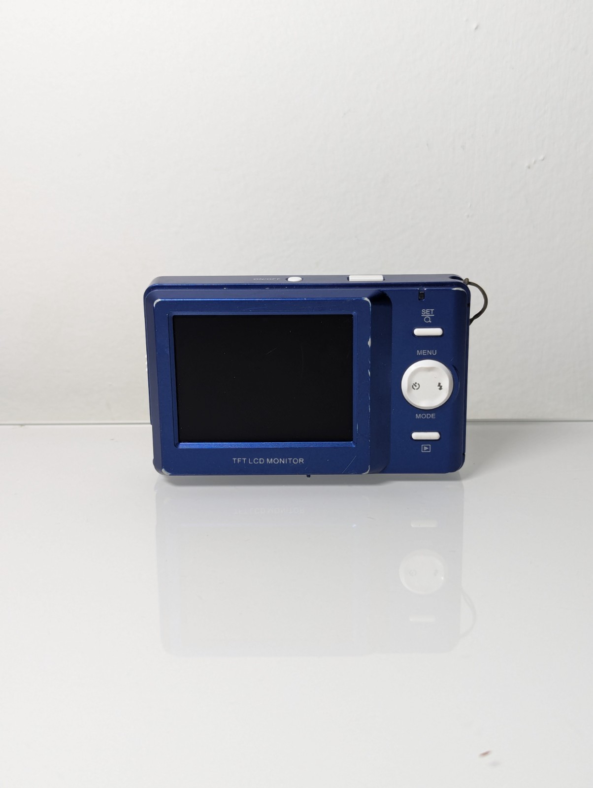 Hitachi HDC-570AB 5.0MP Digital Camera (Tested Working)