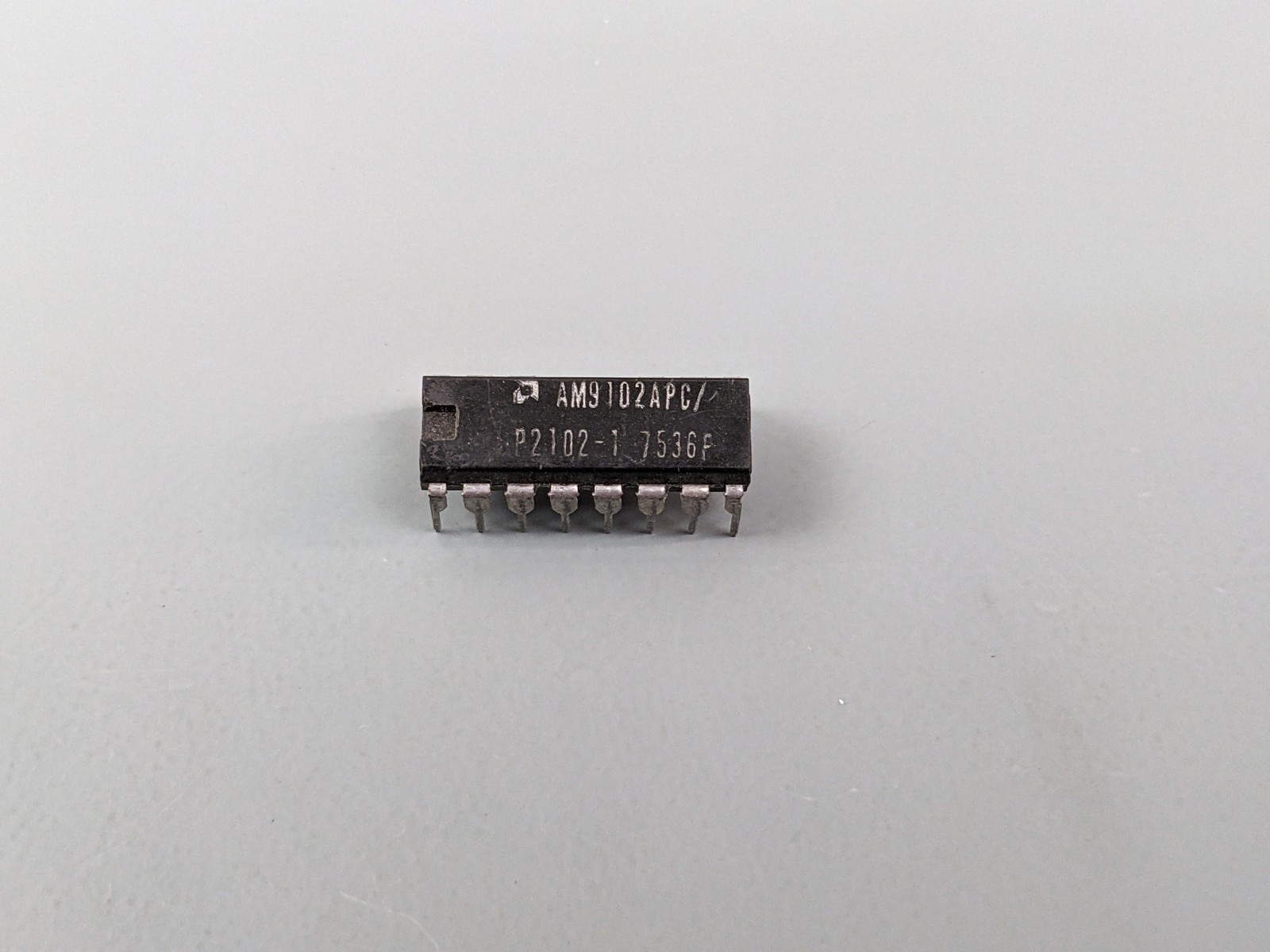 (3) AMD P2102-1 AM9102APC SRAM ICs, 1K x 1