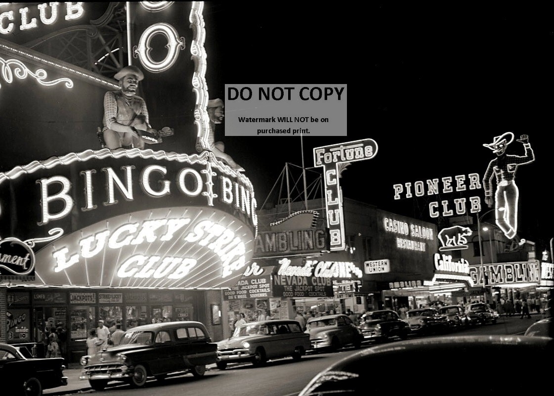 *5X7* PHOTO - 1950s VINTAGE PHOTO OF THE LAS VEGAS STRIP (AA-317)