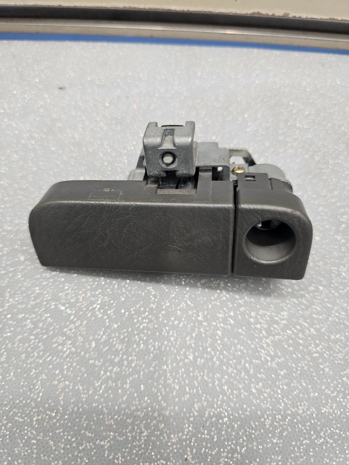 🔥2003-2008 Honda Pilot Glove Box Latch Lock Release Handle Compartment Assembly