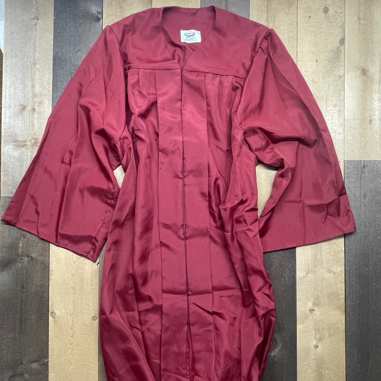 Jostens Size 5'10'' to 6'0'' Graduation Commencement Robe Maroon/Red