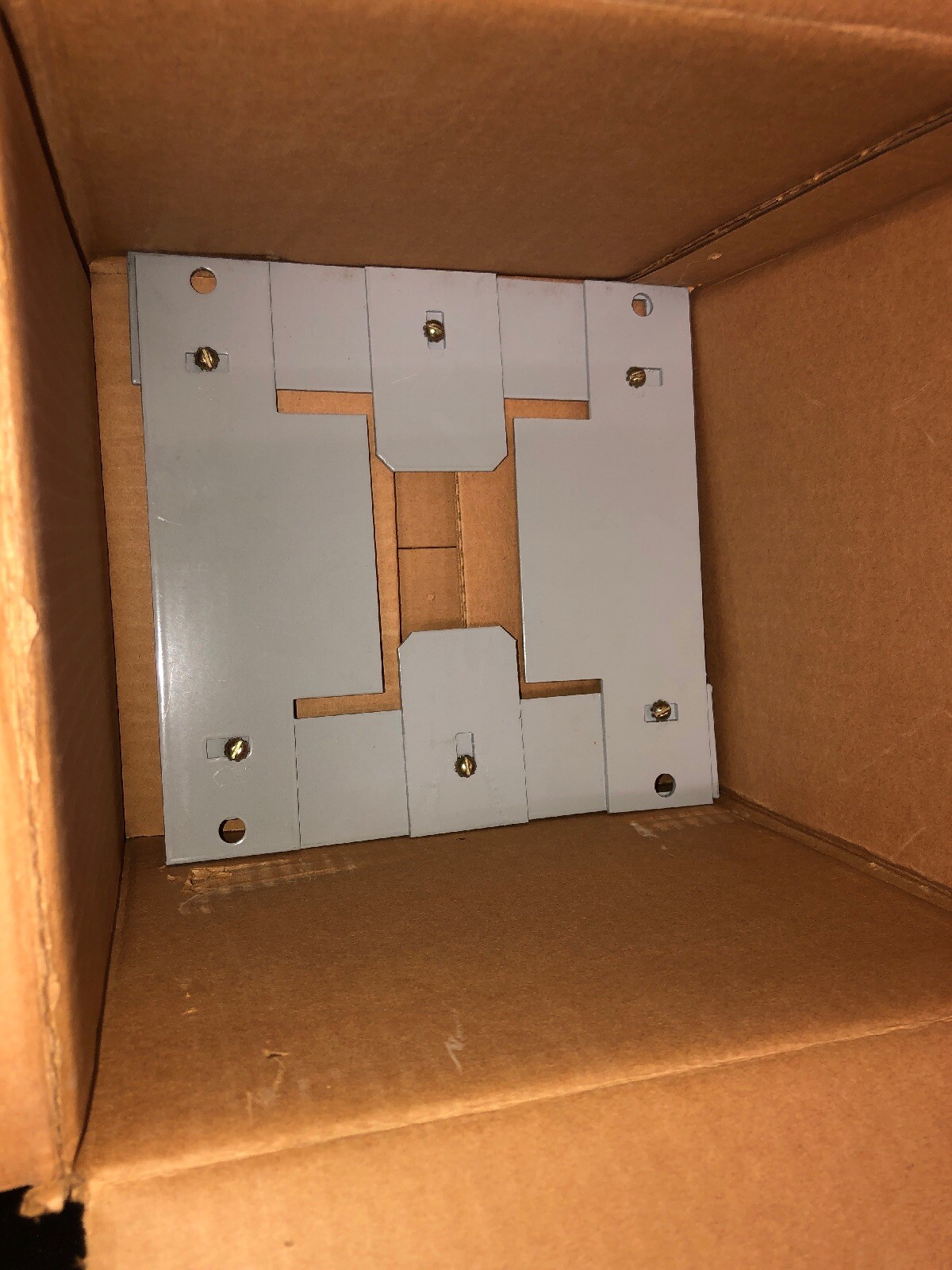 Cutler-Hammer Wall Flange 200% BUD0299G18