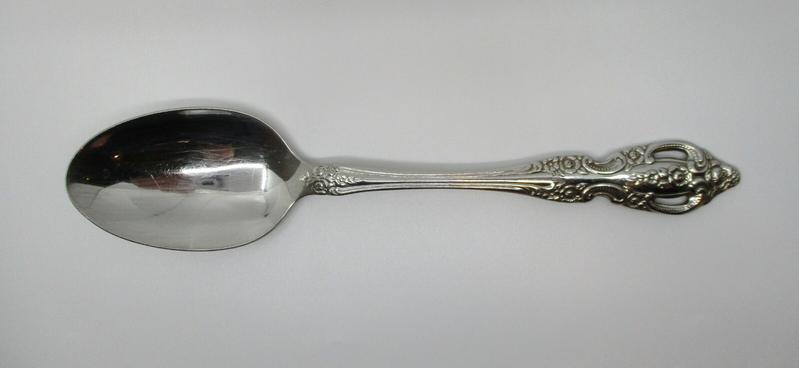 ONEIDA STAINLESS RENOIR PLACE / OVAL SOUP SPOON - 6 7/8"- 03F