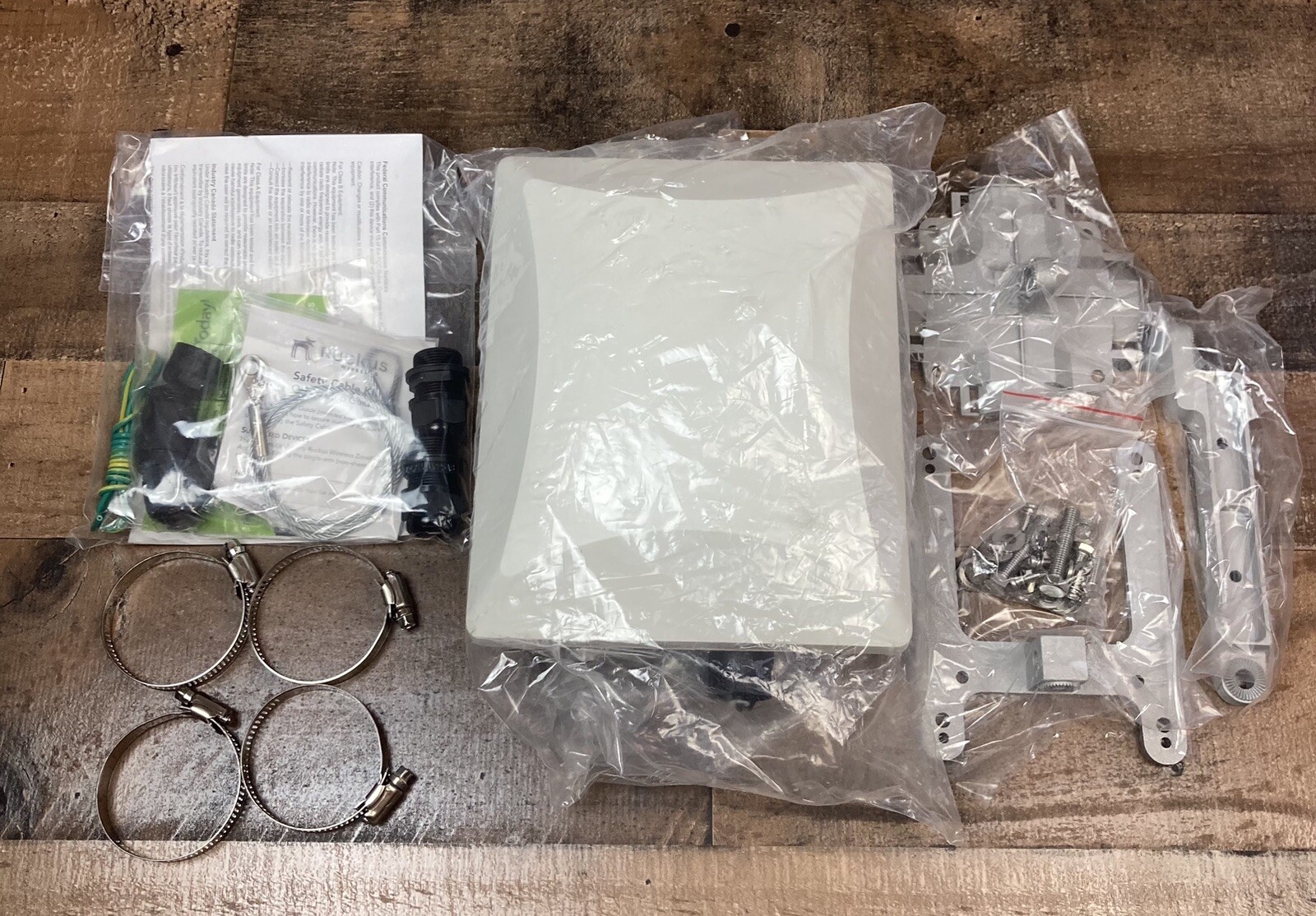 Ruckus ZoneFlex 7782 Access Point 901-7782-US01 Wireless -Open Box