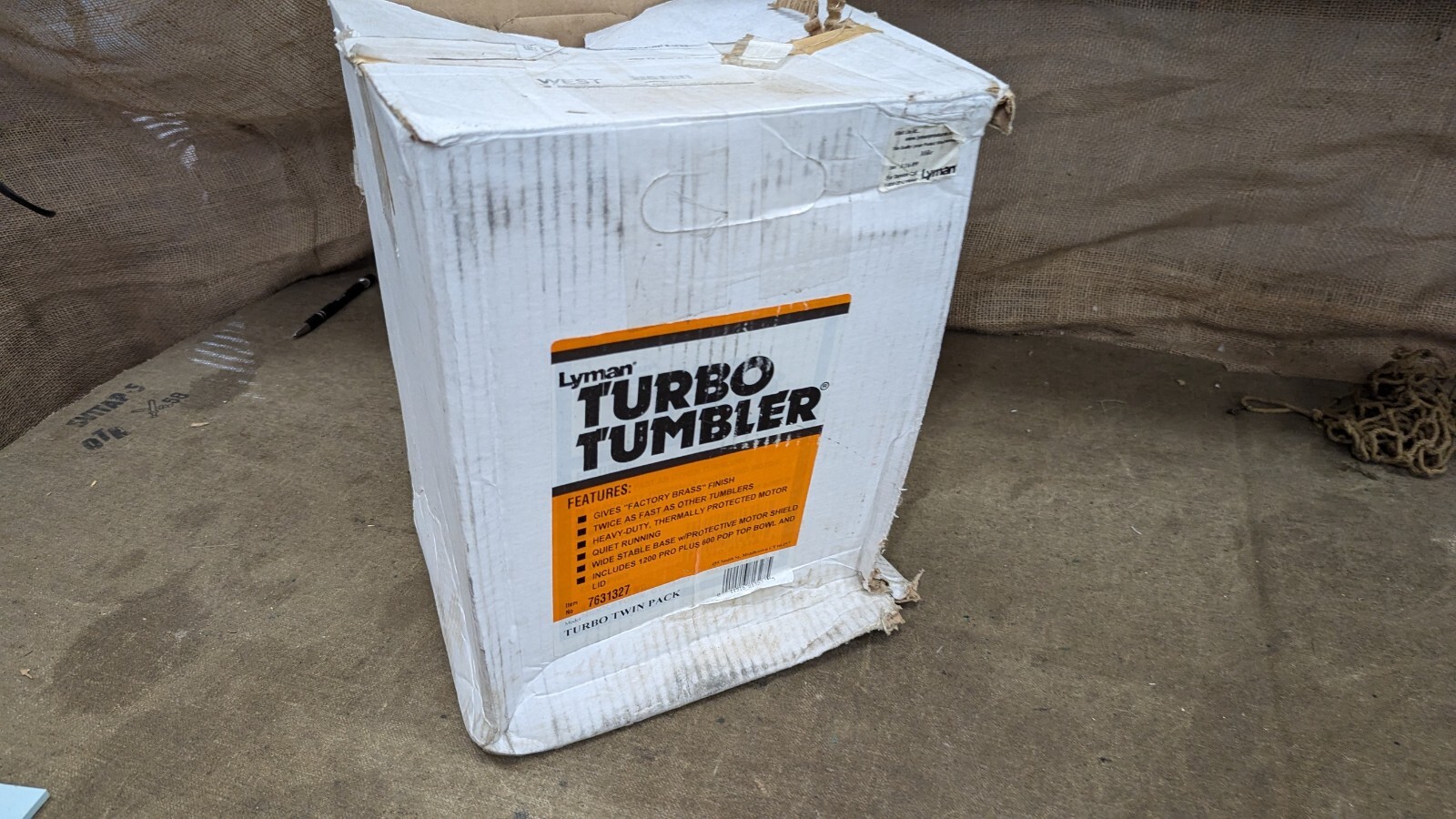 Lyman Turbo Twin Vibratory Case Tumbler - Orange And Black