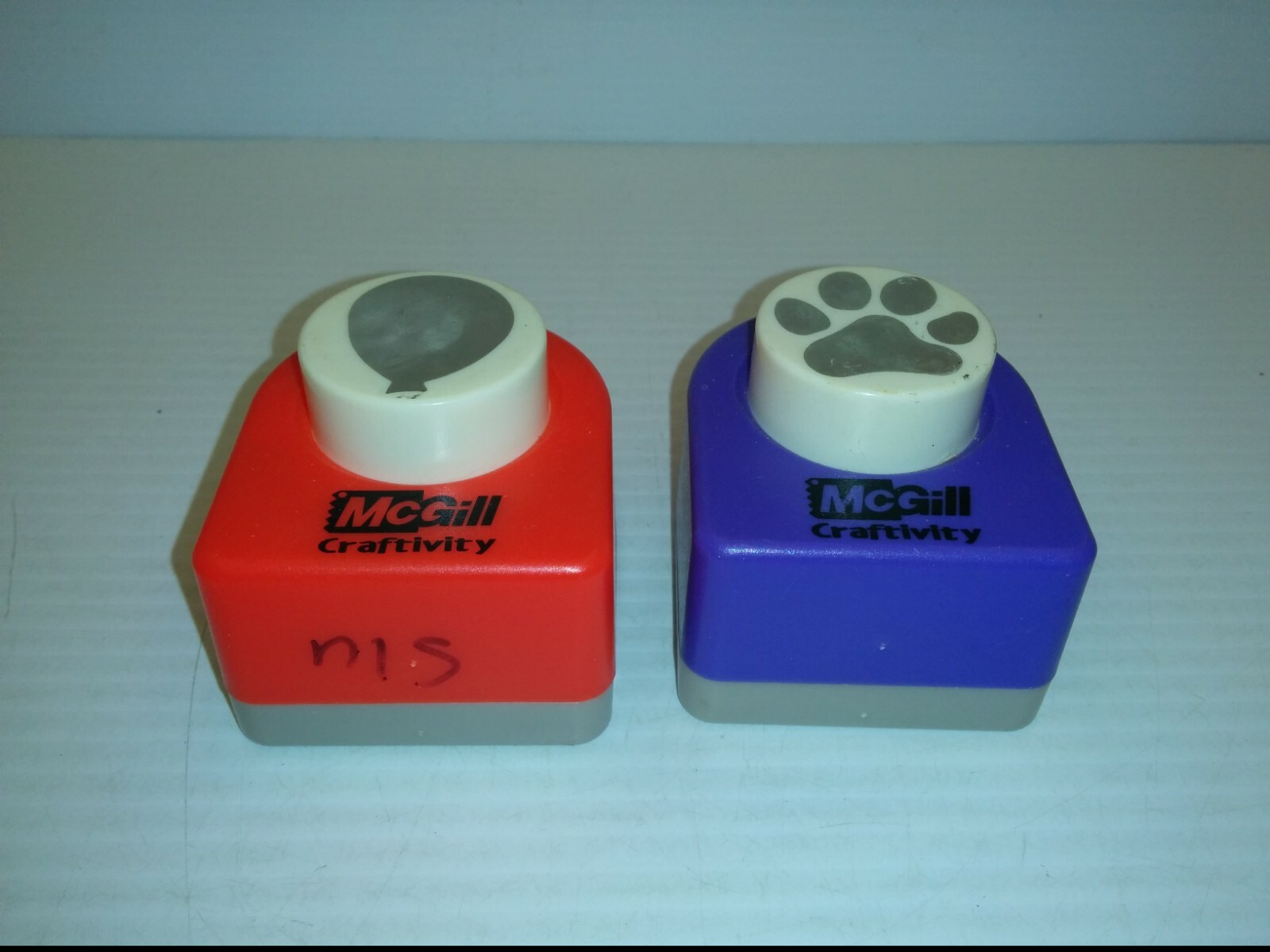 McGILL CRAFTIVITY BALLOON AND BEAR PAW PAPER PUNCHES, (LOT OF 2)