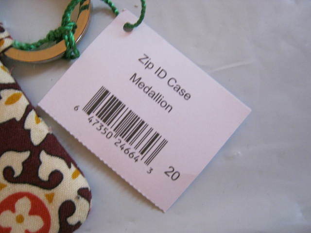 Vera Bradley Medallion ZIP ID Case w/ Key Ring 3 x 5 NWT