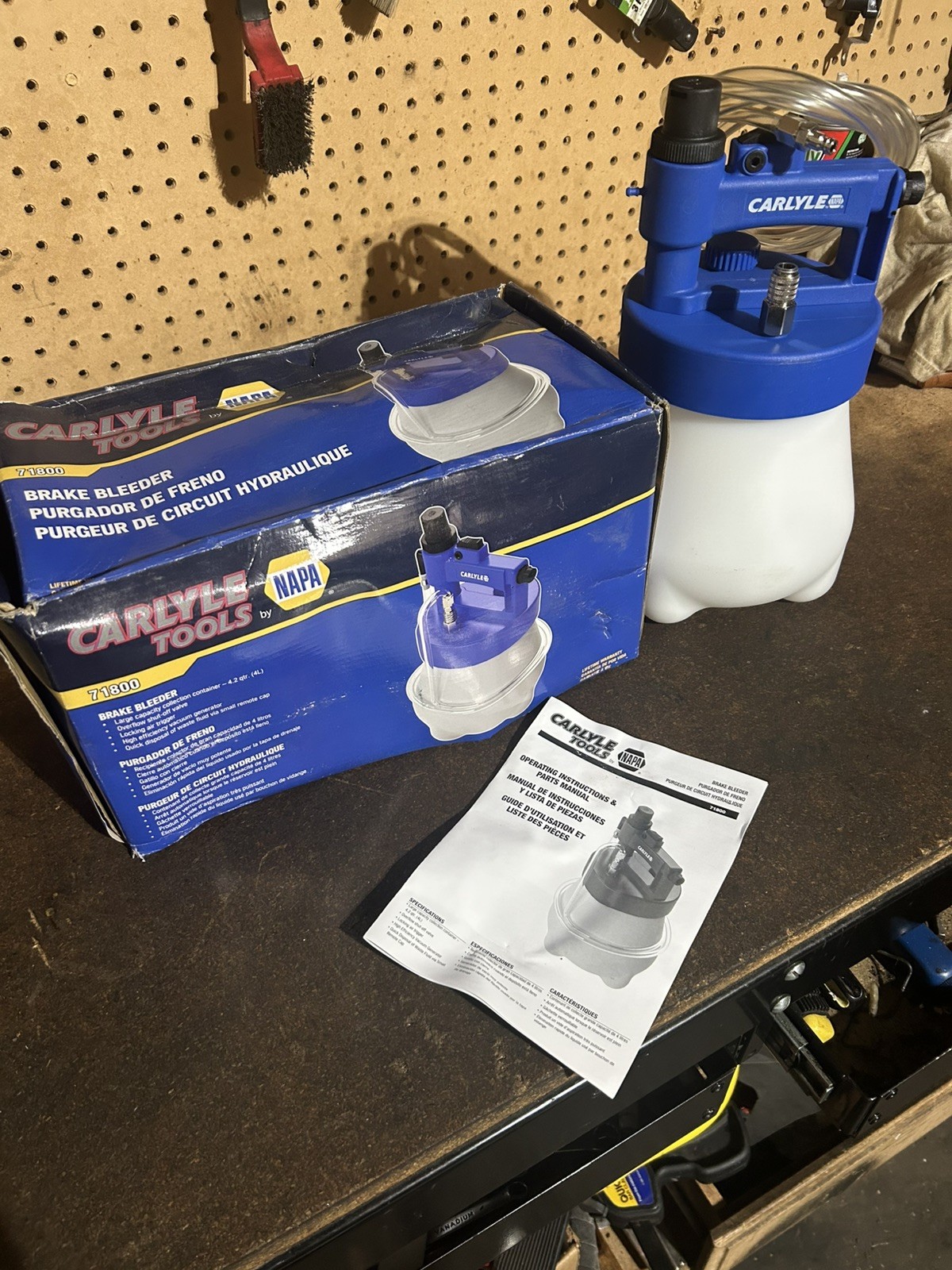 Carlyle Tools 71800 Brake Bleeder Kit