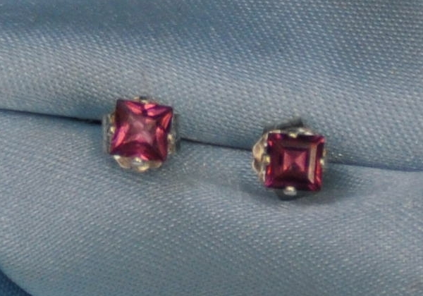 3MM SQUARE RED GARNET .925 STERLING STUDS