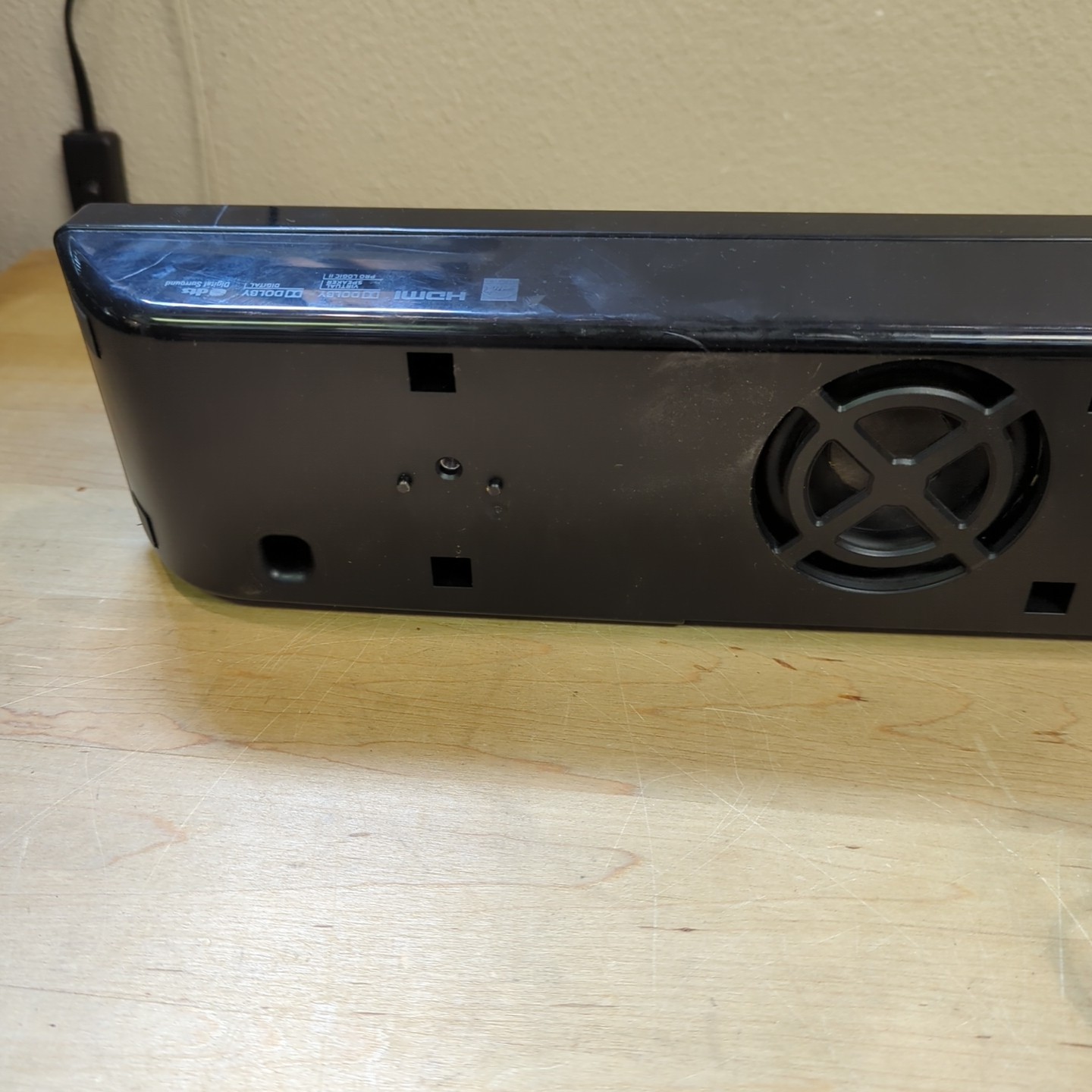 Panasonic SC-HTB10 Soundbar with Power Cord