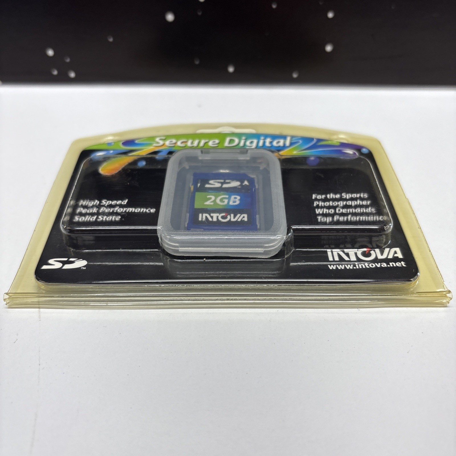 2GB SD Secure Digital memory card by Intova - New In Package