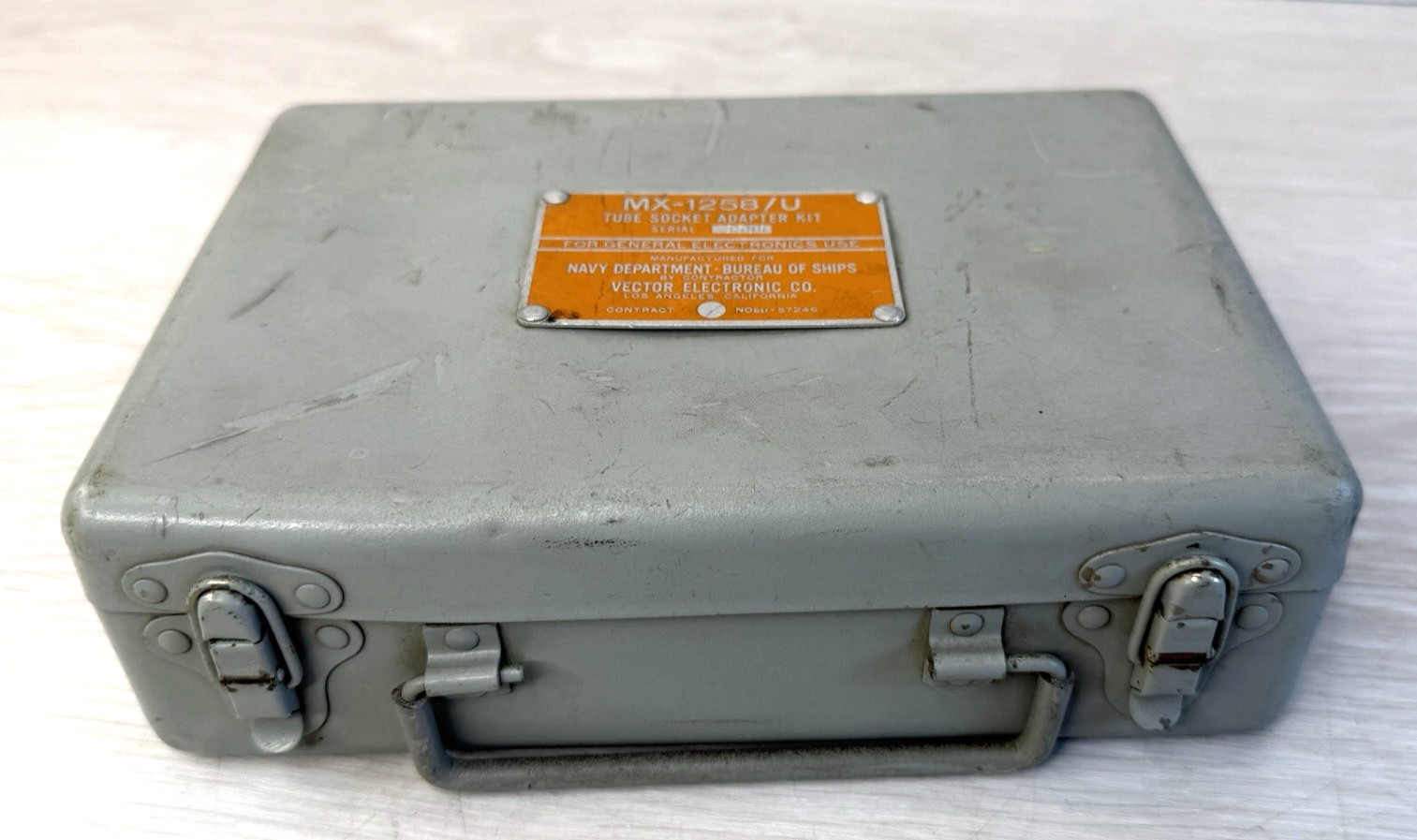 MX-1258/U Tube Socket Adapter Kit, manufactured for U.S. Navy Bureau of Ships