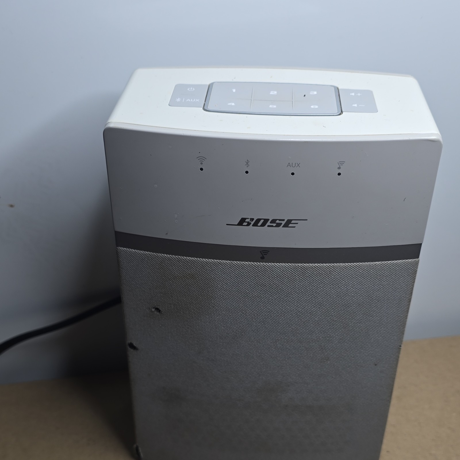 Bose 416776 Wireless Music System Speaker Wi-Fi Bluetooth AUX White/Gray