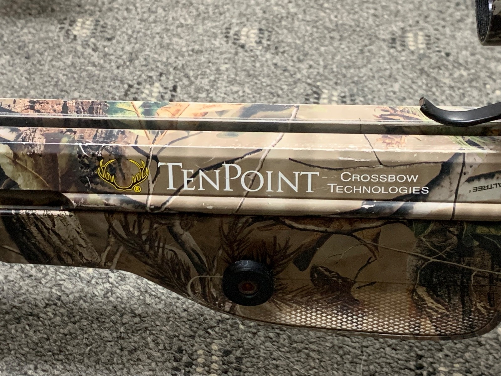Tenpoint Phantom CLS Crossbow w/ Acu-Draw Cocking Device Scope & Quiver - Nice!