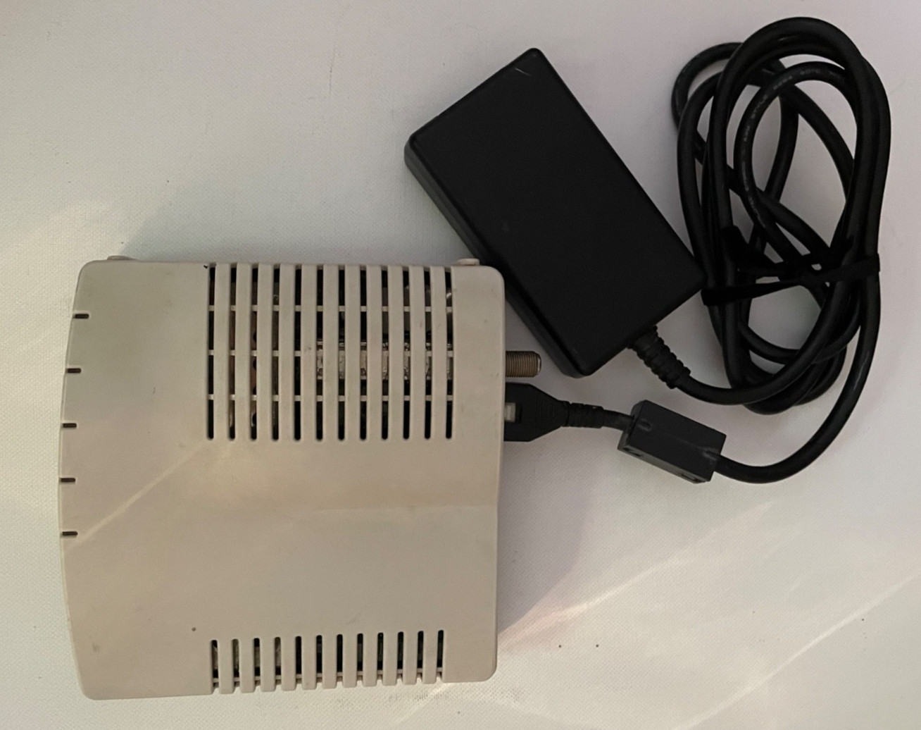 RCA Digital Broadband Cable Modem & Power Supply Bundle Model No. DCM215
