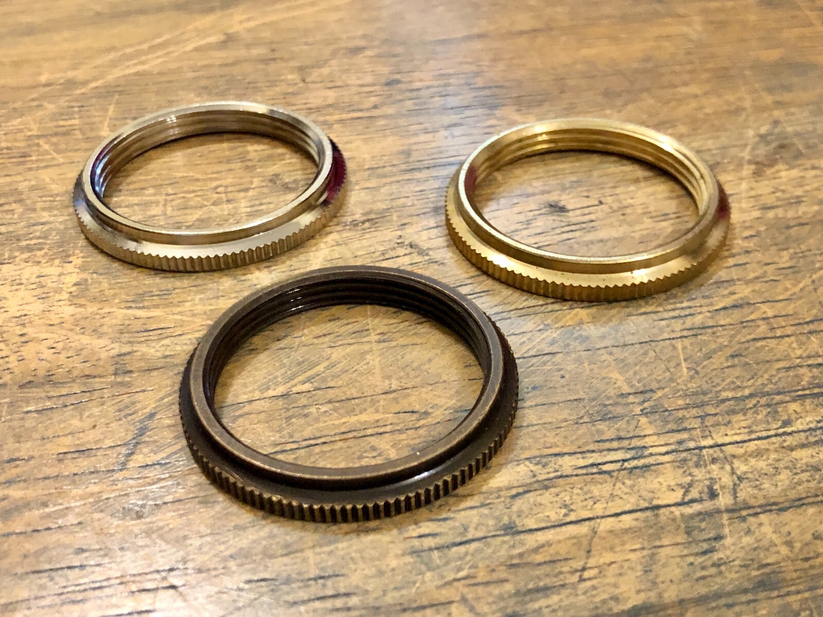 Shade Ring 1-9/16 Inch Diameter, Uno Threaded - Fits shade hole 1.25" to 1.56"
