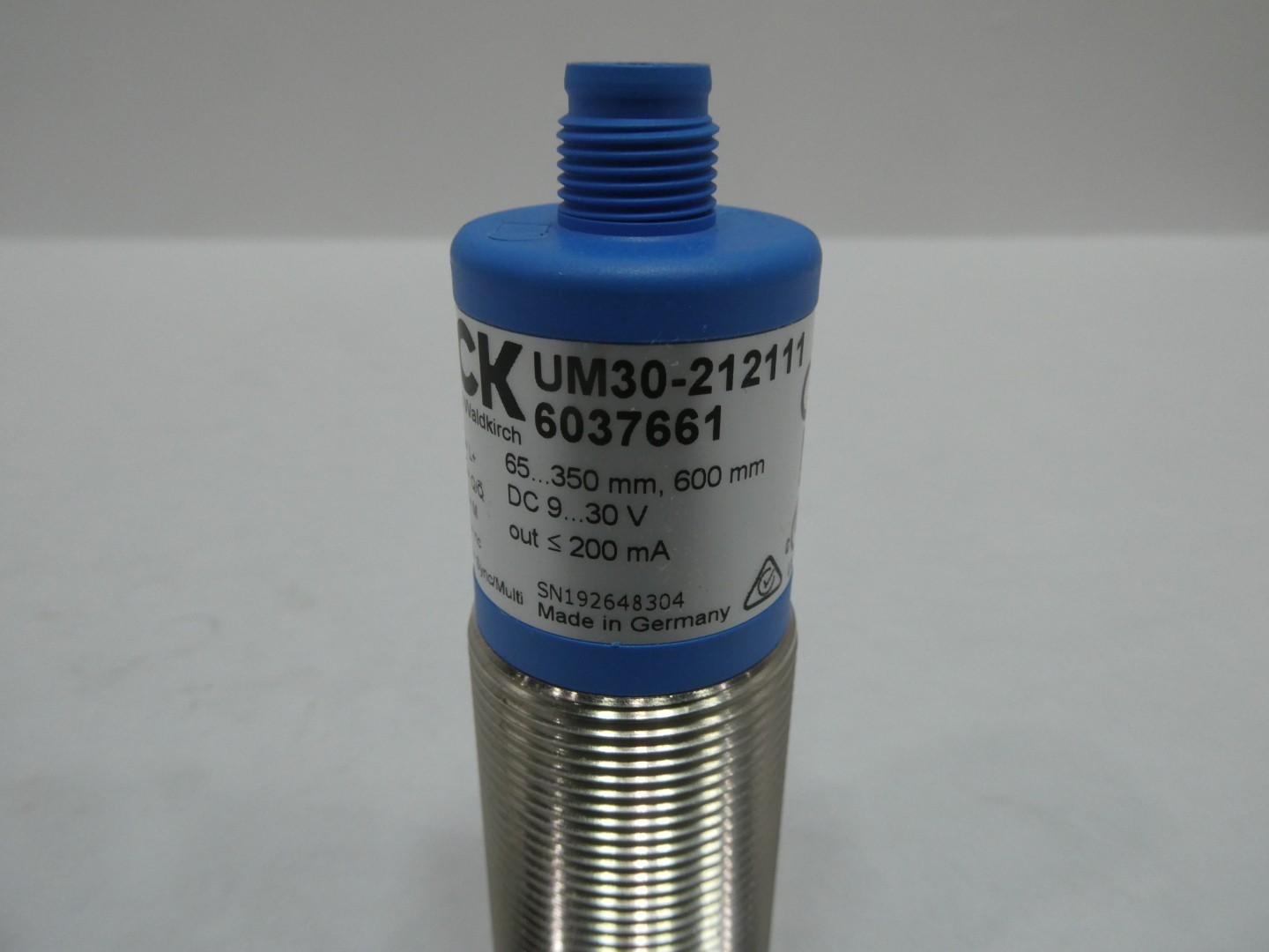 Sick UM30-212111 Proximity Sensor 9-30v-dc