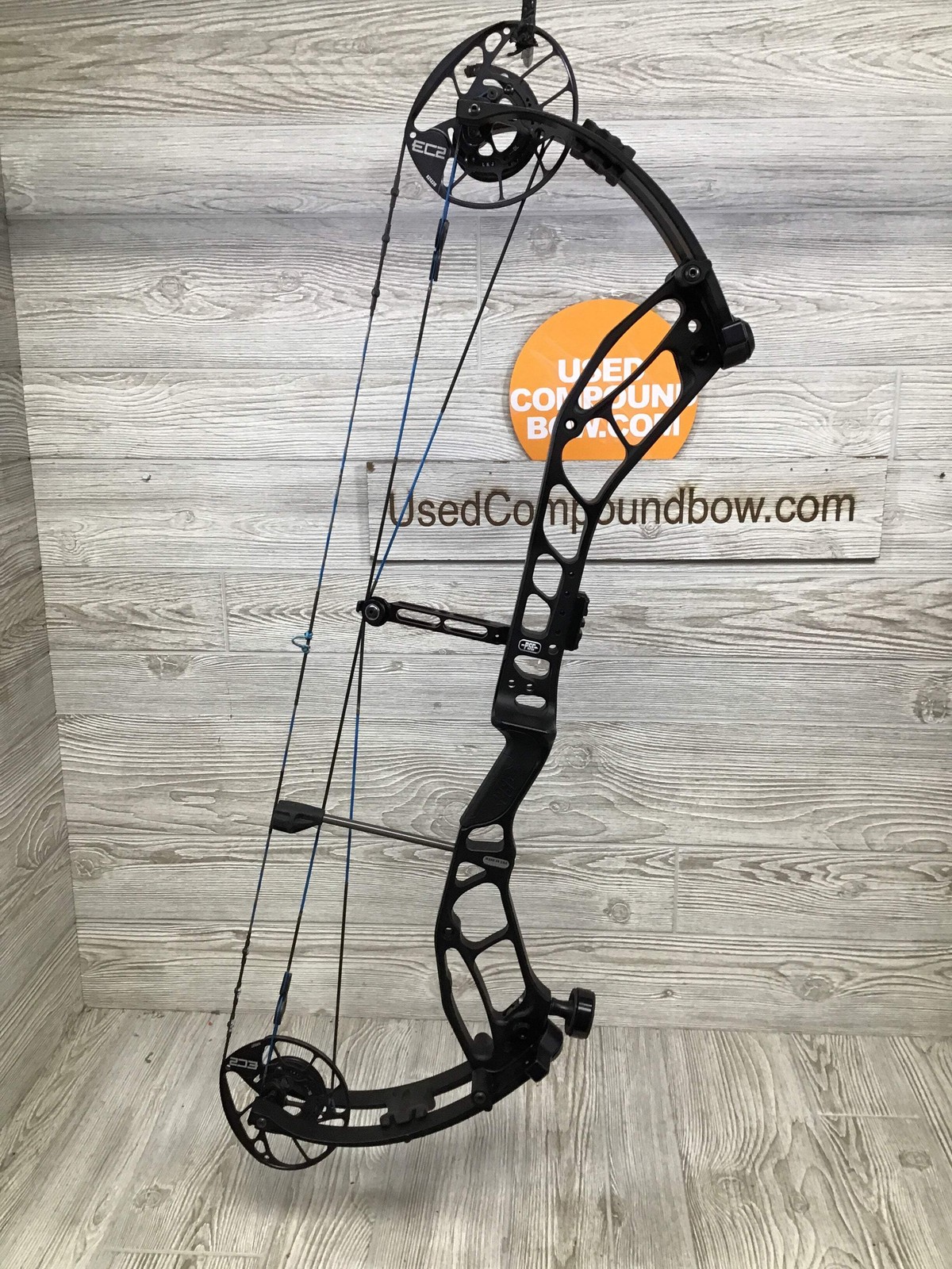 Used PSE Evolve DS 33 26-31.5" 70-80# LH Black Bow