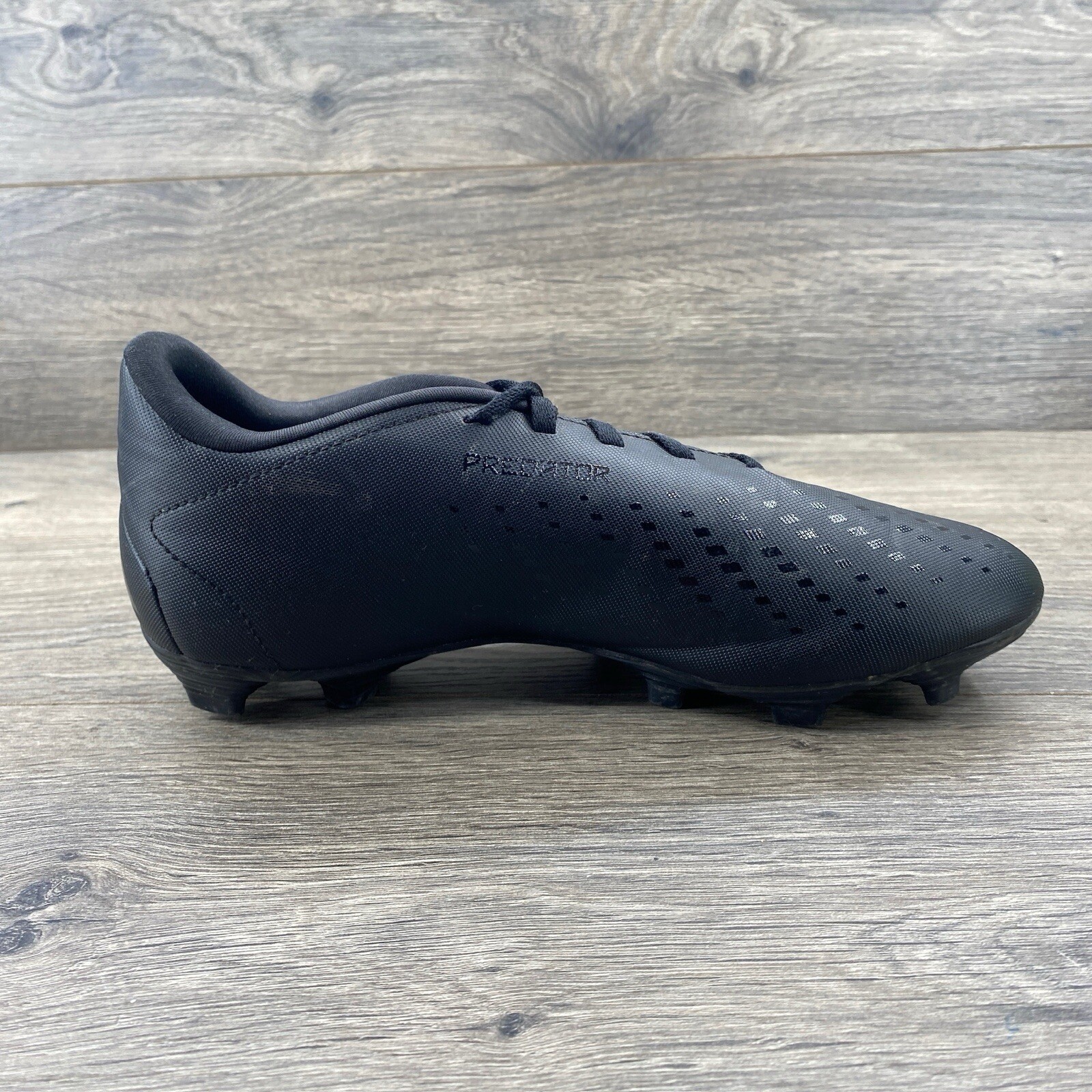 Adidas Predator Accuracy .4 Soccer Cleat Size 6 Black GW4605