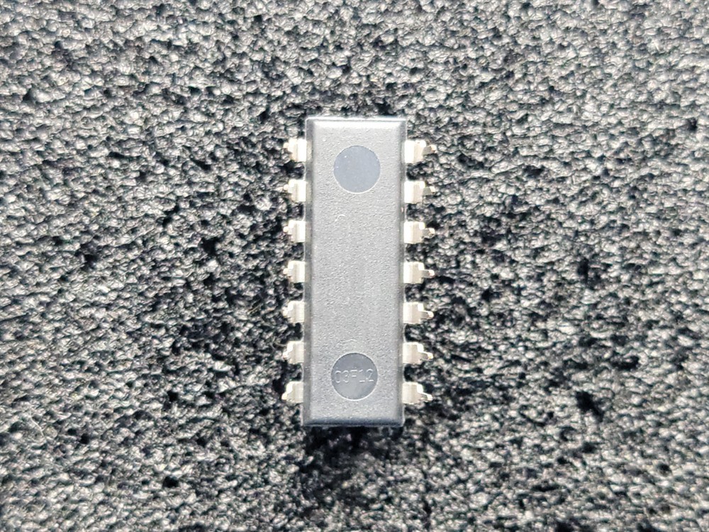 New (20pcs) CD4047BE TEXAS INSTRUMENTS IC Logic