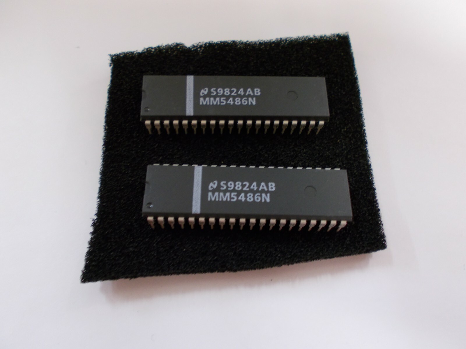 LOT 2PCS National Semiconductor MM5486N LED DISPLAY DRIVER  IC USA SELLER BOX#1S