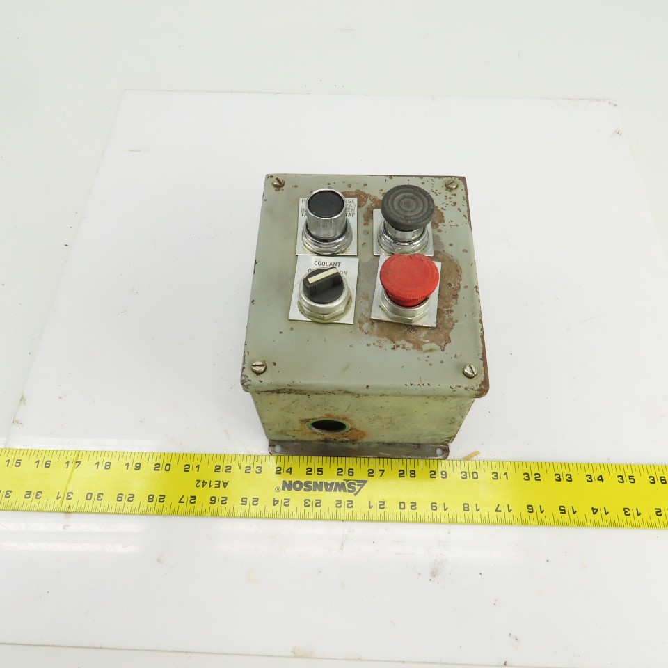 7-1/2" x 6" x 4-1/2" Operator Control Box W/2 Momentary Contact E-Stop & Switch