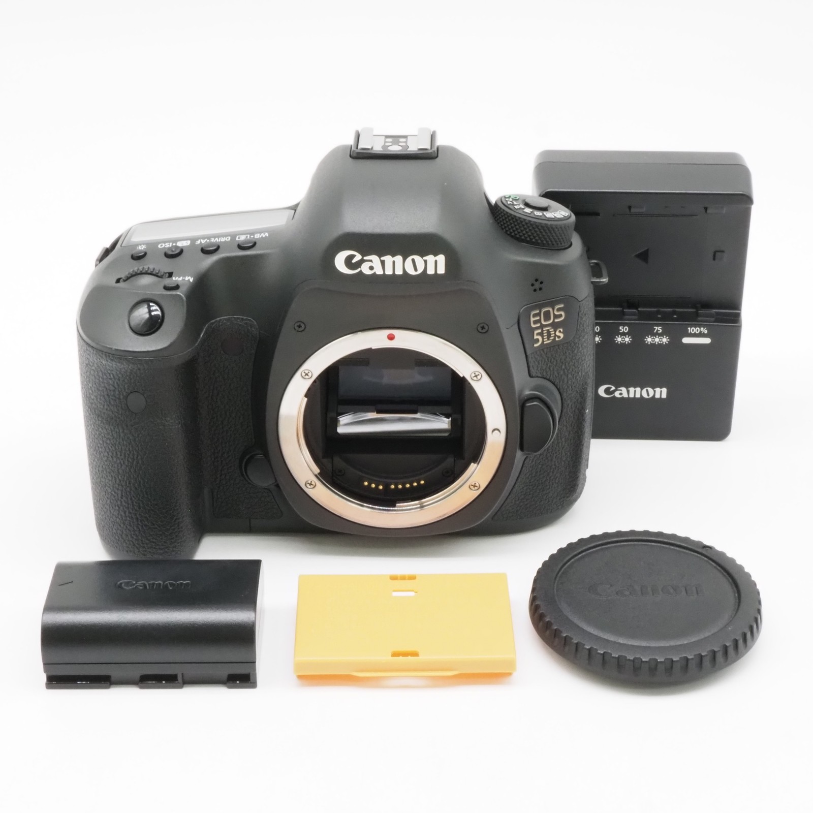 CANON EOS 5Ds 50.6MP Full-Frame DSLR Camera Near MINT Shutter Count 4970 Japan.