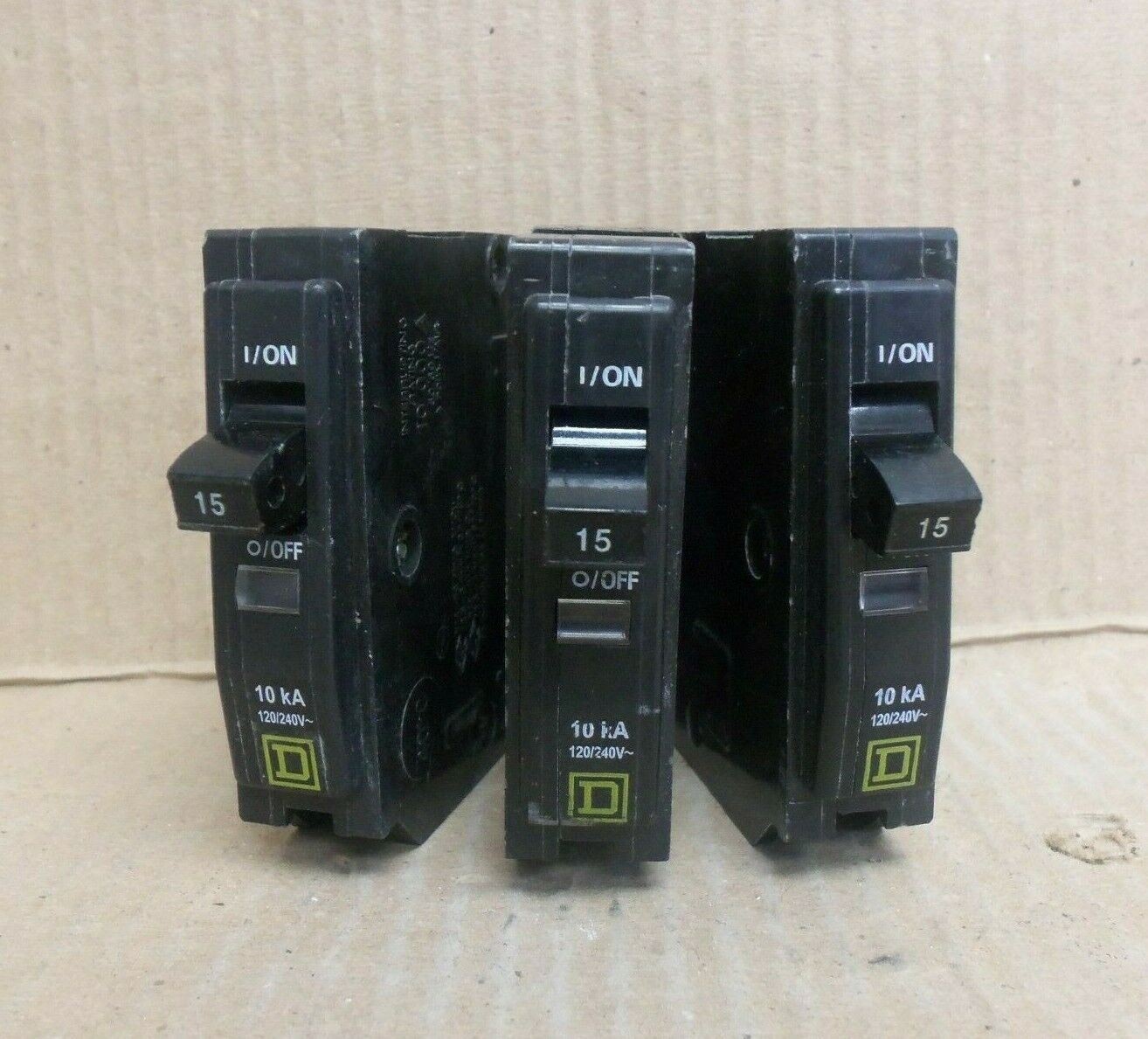 NEW LOT OF 3 Square D QO QO115 1 Pole 15 Amp 120V Yellow Circuit Breaker NNB AK"
