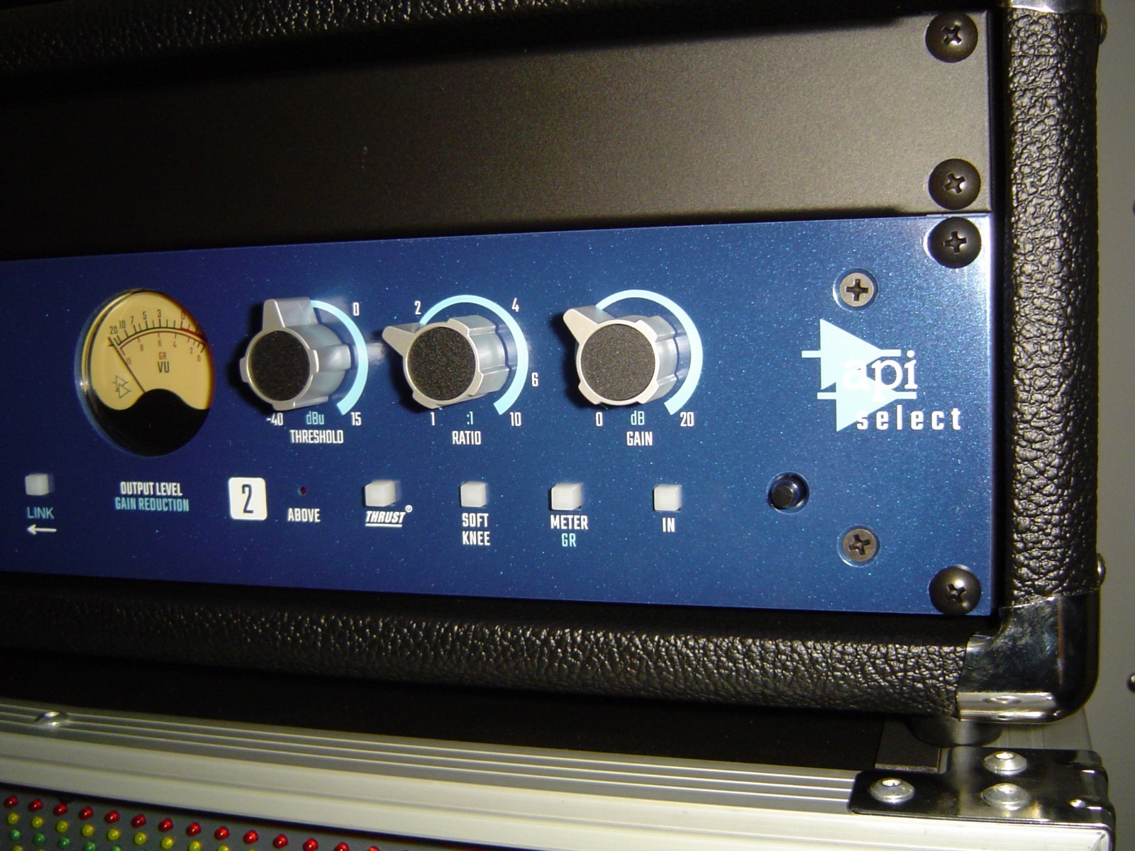 API SR22 Stereo Compressor (2 Channels) Automated Processes Inc. NICE TESTED