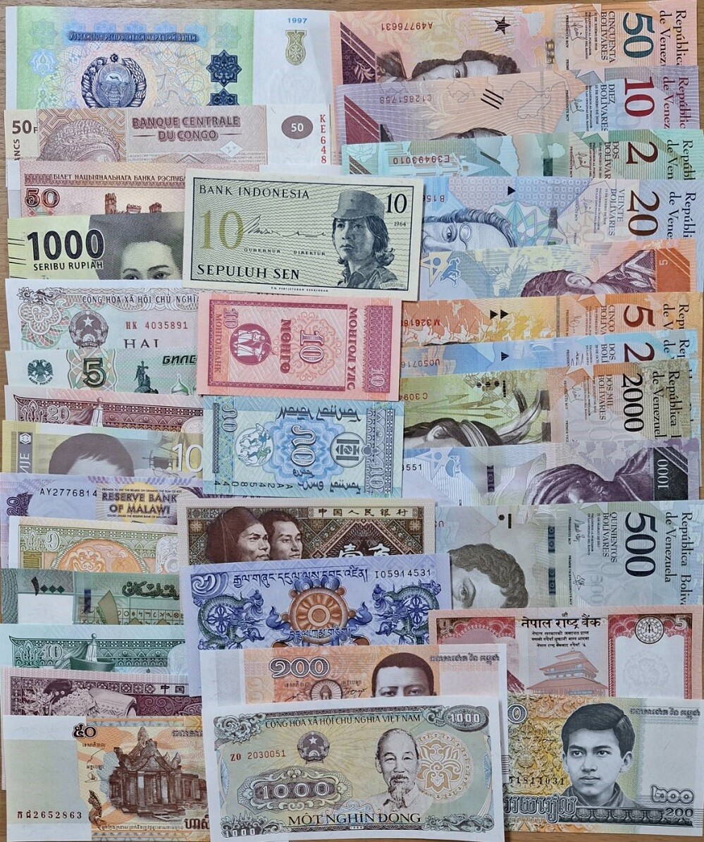 World Collectible Lot Set 33 Pcs different notes ALL UNC
