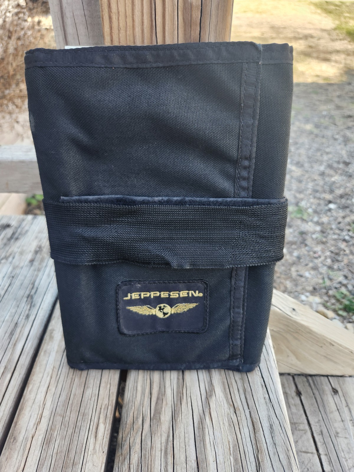 Jeppesen VFR Tri-fold Pilot Kneeboard Velcro Closure 3 Ring Binder VFR Clipboard