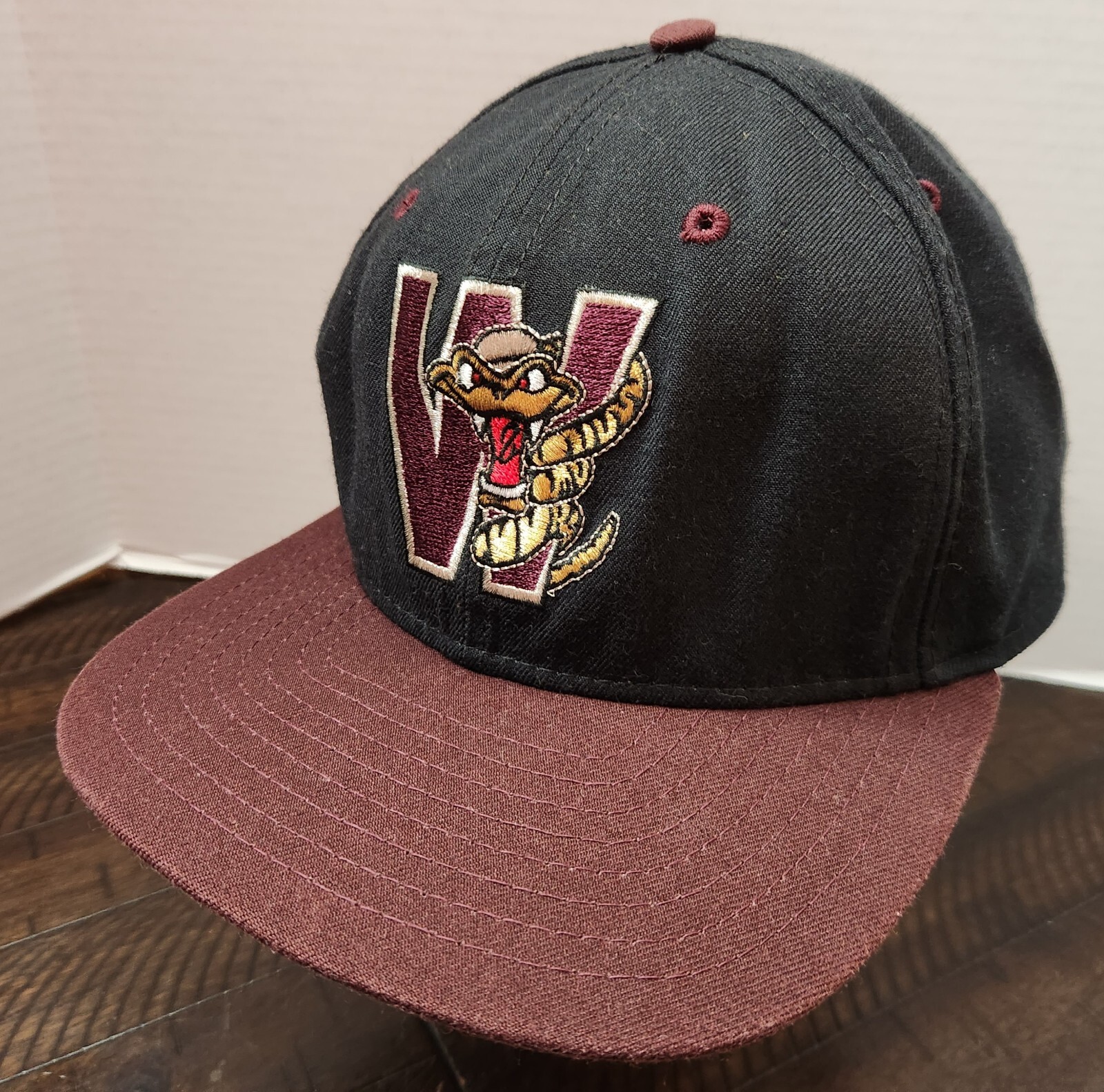 Vintage New Era Wisconsin Timber Rattlers Snapback Hat Adult One Size Black