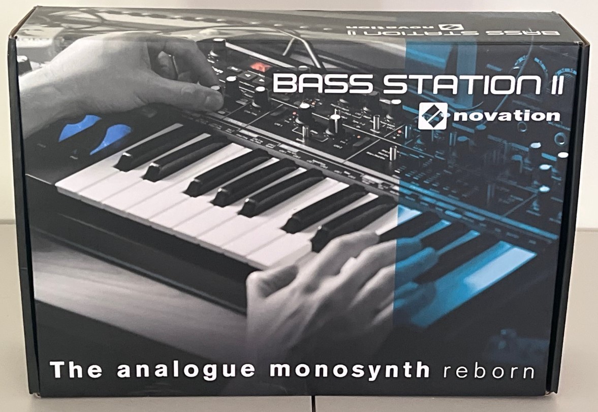 NEW Novation Bass Station II Analog Monosynth Keyboard Synth w/ Box & Cables