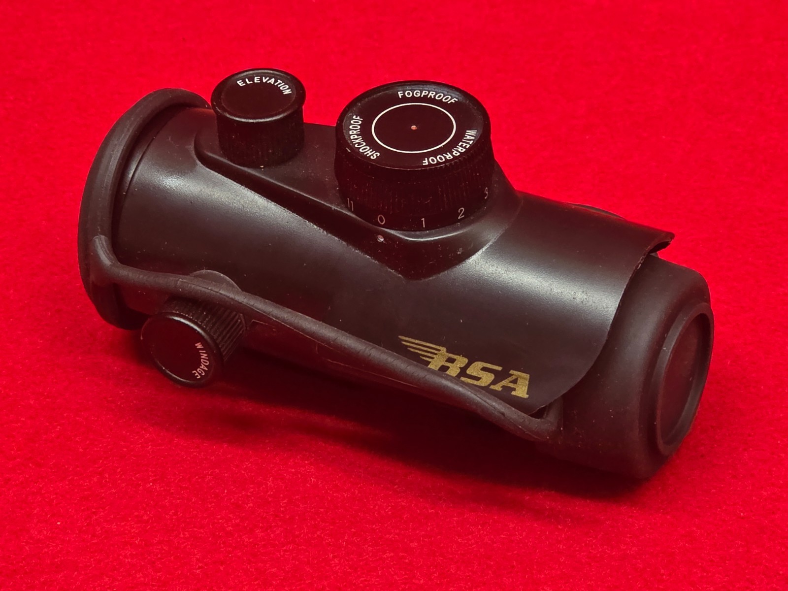 BSA RD30 Red Dot Sight 1712C w/ Scope Covers 11 Brightness Levels