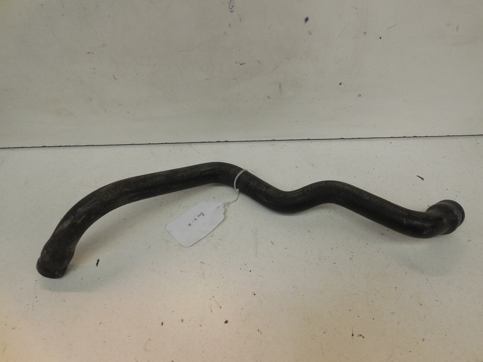 92 - 98 Mercedes W140 C140 S CL Class Expansion Tank Hose 1405012682