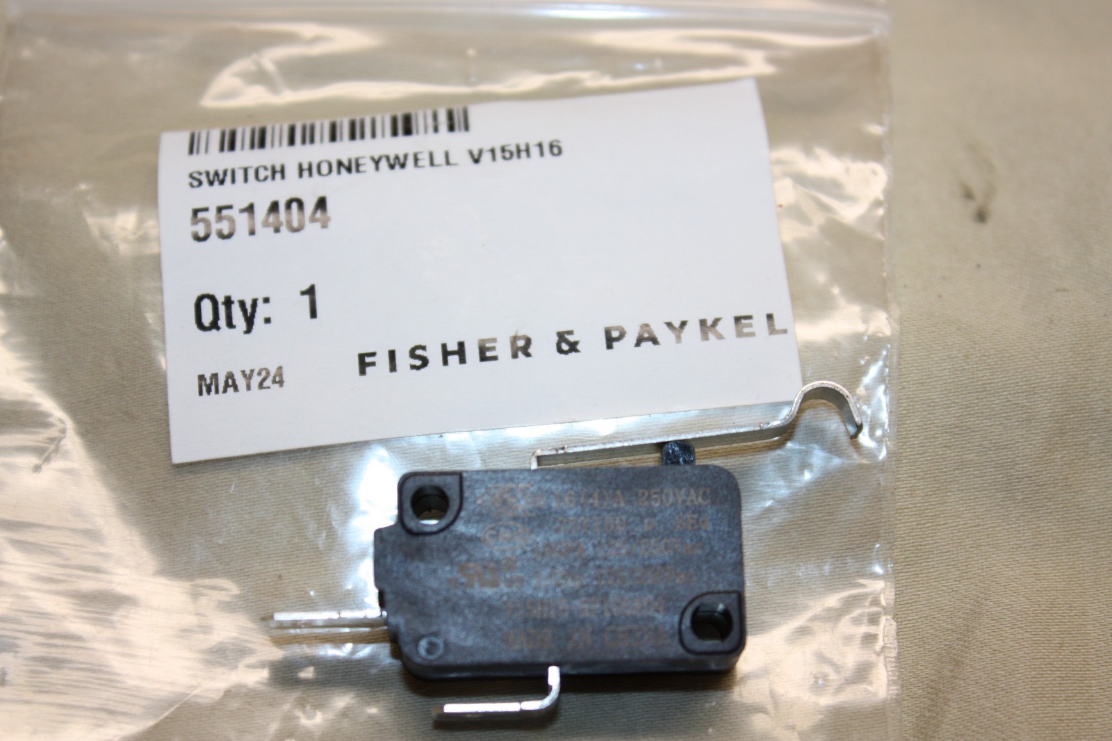 NEW 551404 FISHER PAYKEL MICRO SWITCH HONEYWELL V15H16