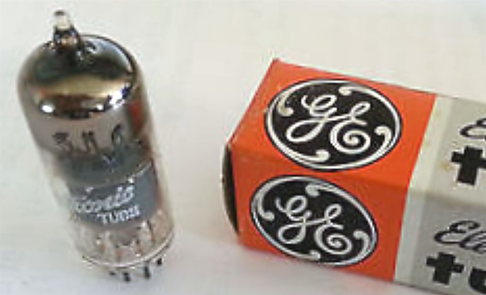 5JL6 TUBE GE NIB TESTED & BOXED VINTAGE COMMERCIAL SURPLUS