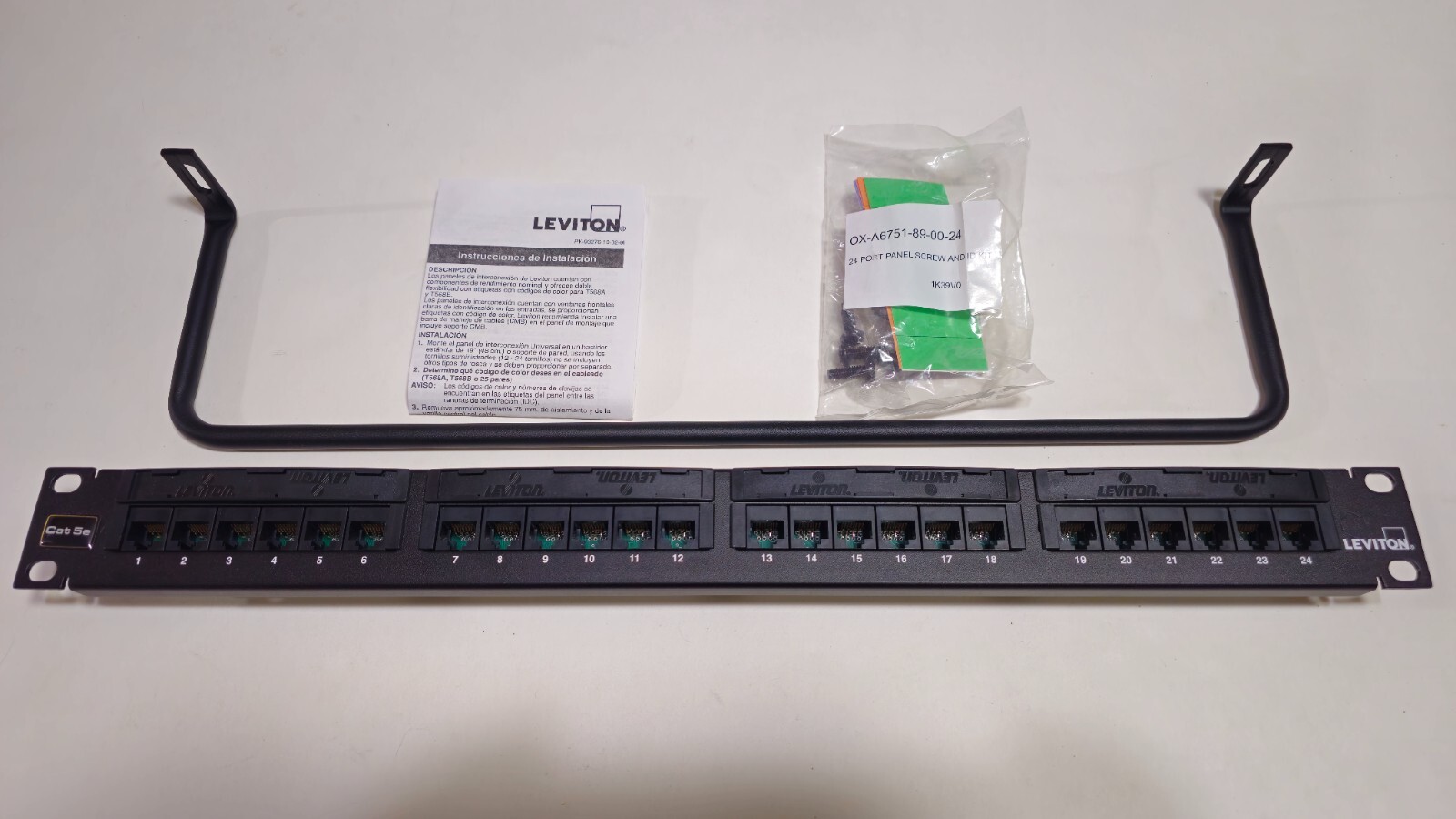 Leviton 24 Port Cat 5e 1U Rack Mount Patch Panel Punch Down 256-5G596-U24