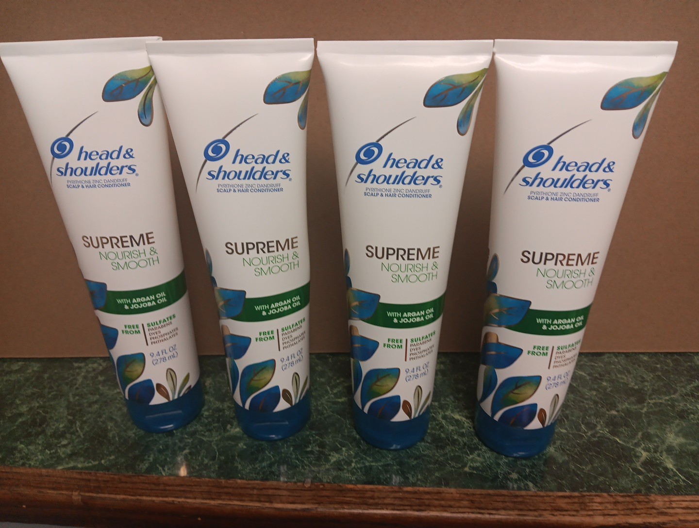 4 X Head & Shoulders Supreme Nourish & Smooth Hair & Scalp Conditioner 9.4 2027