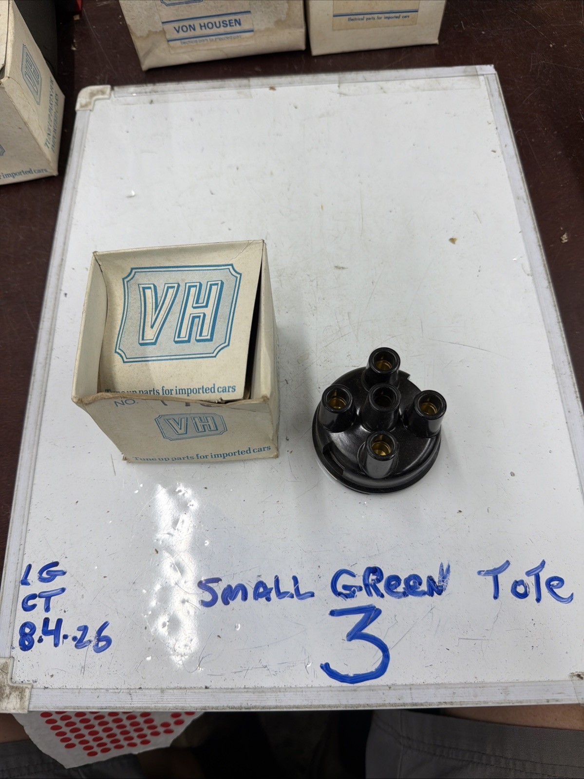(1) NOS 4762 Von Housen Distributor Cap, Genuine VH, Vintage
