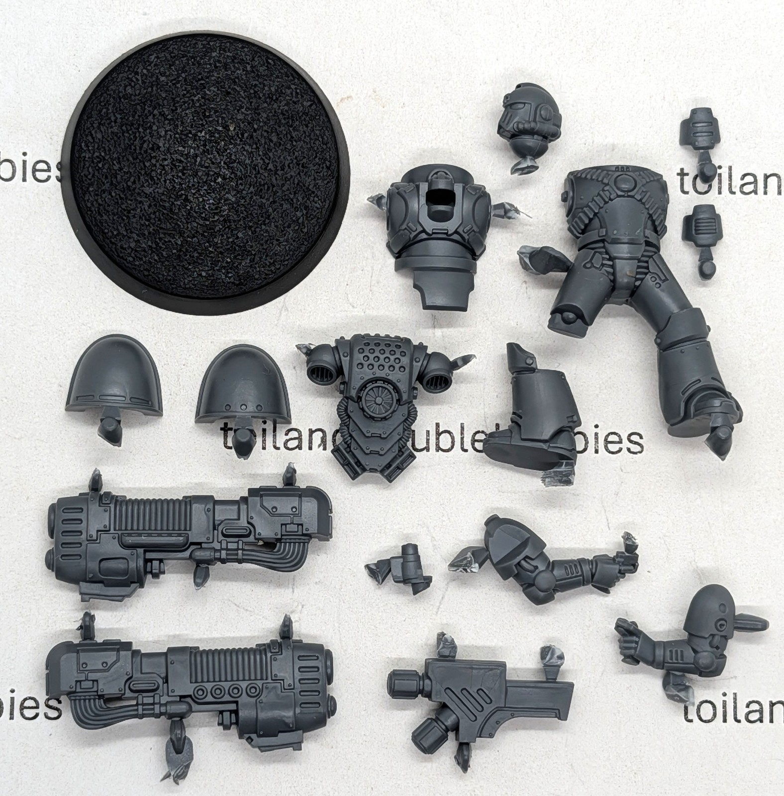Horus Heresy Warhammer 40k Mk IV Space Marine with Plasma cannon single figure