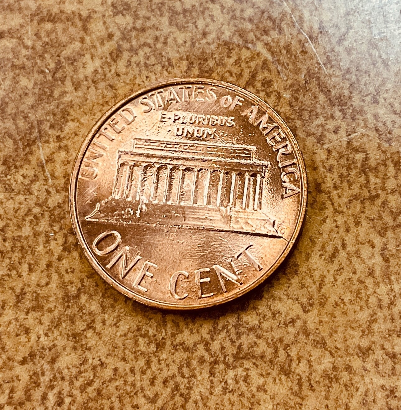 1983 Lincoln cent struck thru or die adjustment ERROR.