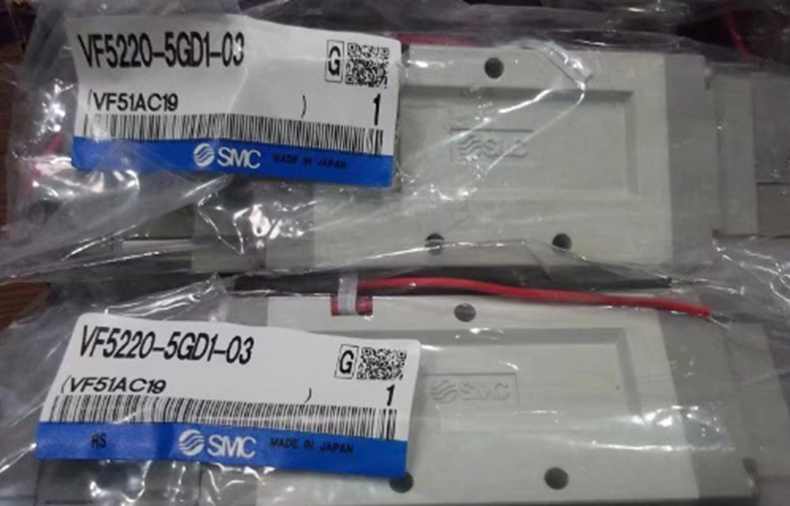 NEW SMC VF5220-5GD1-03 5-Port Solenoid Valve VF5000 Body PT 3/8 VF52205GD103 1PC
