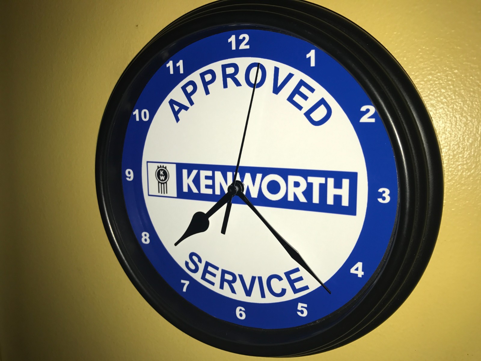 Kenworth AppService Semi-Truck Rig Driver Man Cave Advertising Clock Sign