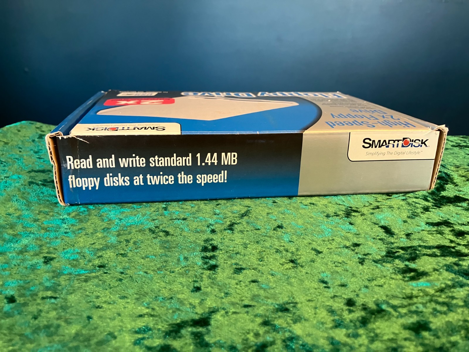 SmartDisk External Floppy Drive -- High-Speed 2x -- 1.44MG -- New in Box