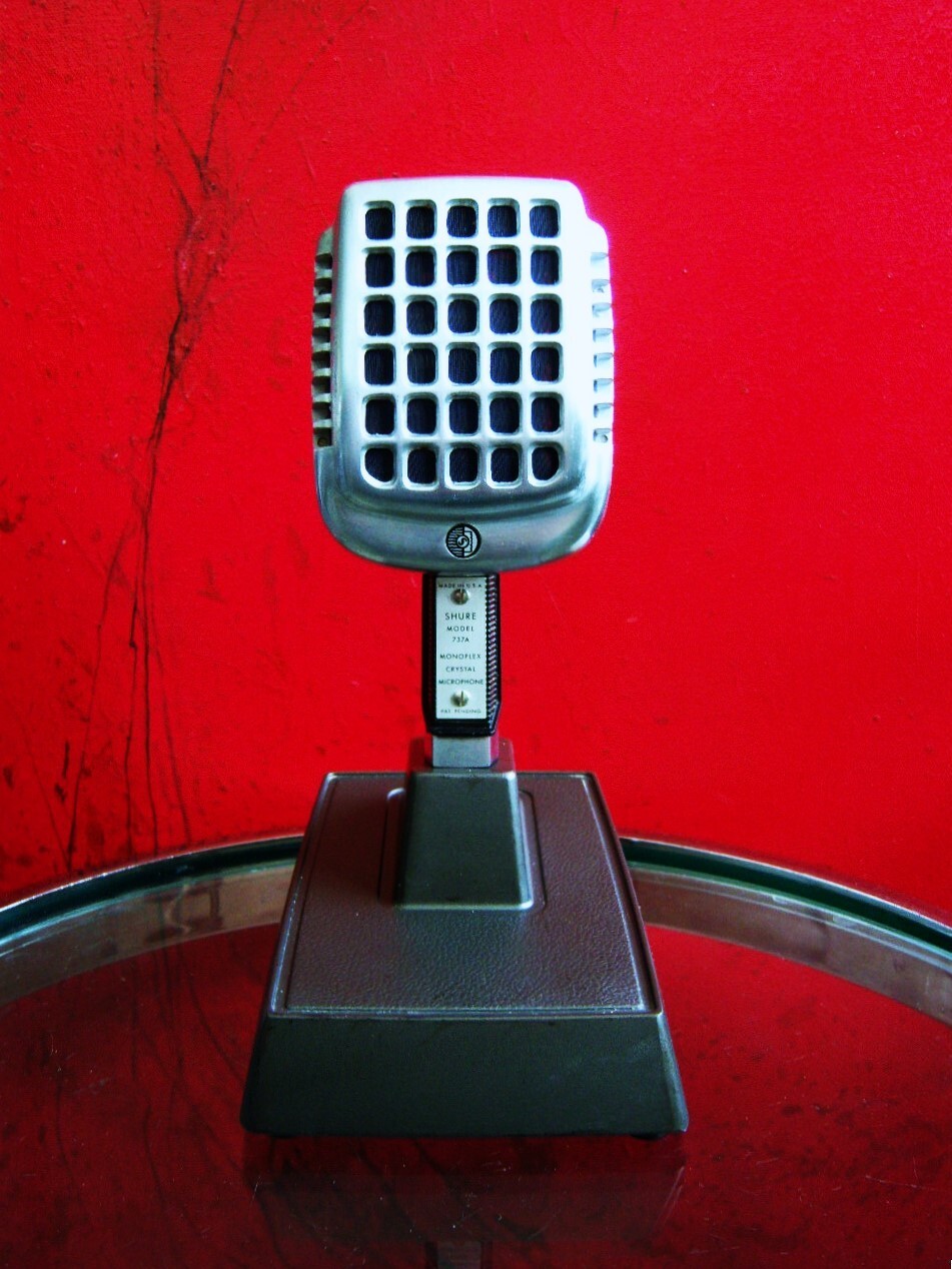 Vintage 1960's Shure 737A crystal super cardioid microphone w period S37A stand