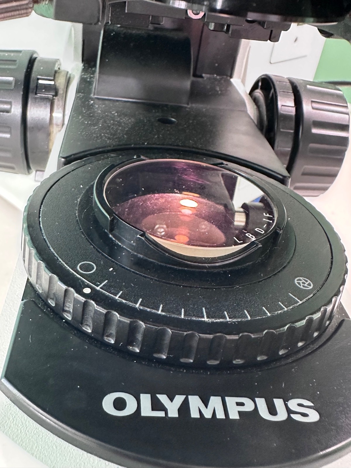 NICE Olympus BX41 Microscope with 3 Objectives, Ergonomic Tilting Head
