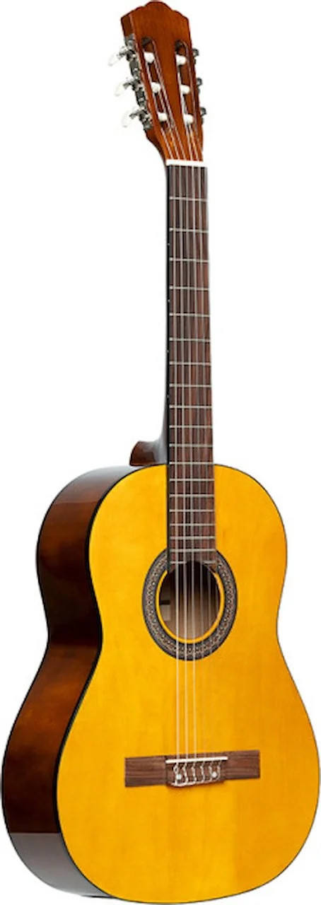3/4 classical guitar with linden top, natural colour